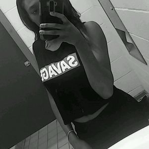 Meet your Posher, Keisha